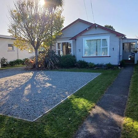 Villa Charming House In Westport Esterno foto