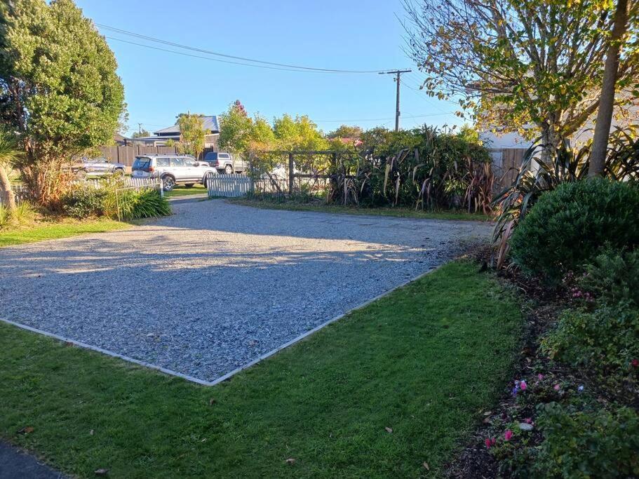 Villa Charming House In Westport Esterno foto