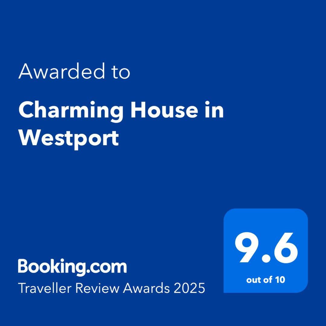 Villa Charming House In Westport Esterno foto